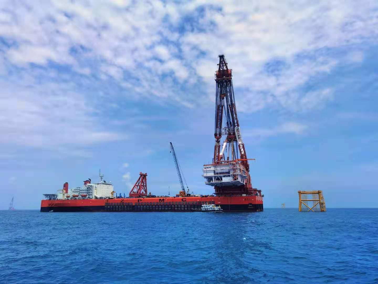 福建長樂：刷新國內海上升壓站最快吊裝記錄