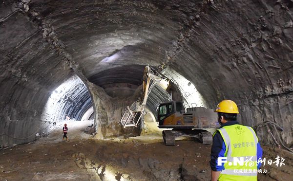 長樂董奉山隧道完成淺埋段開挖，掘進過半