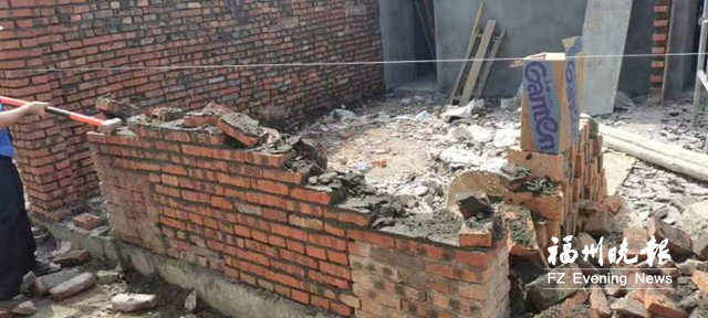 長樂金峰鎮拆除一處新增違建