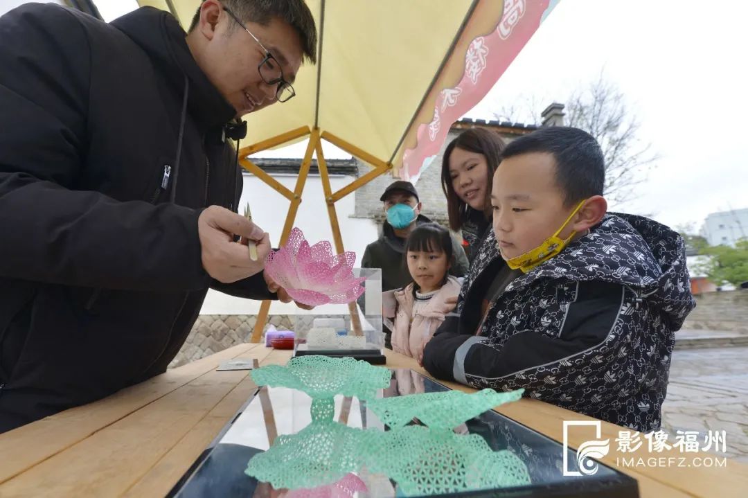 長樂和平街：張燈結(jié)彩度佳節(jié)，喜慶團圓鬧元宵！