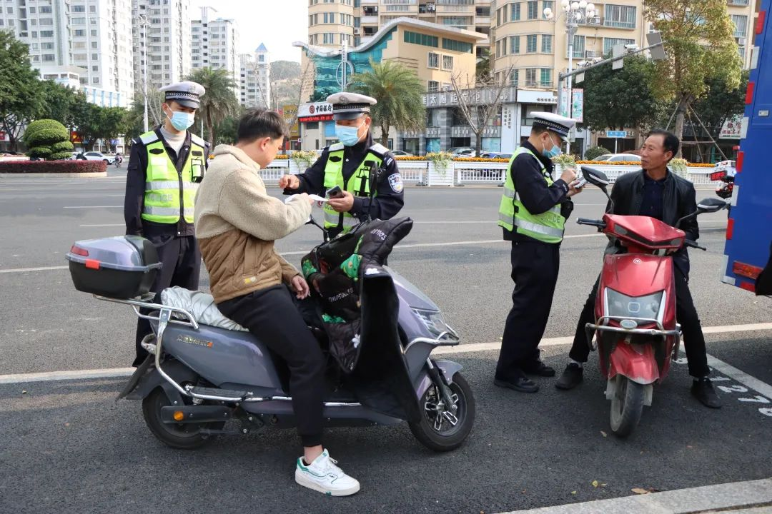 前方高能！長樂開啟“空中巡邏” 交通違法“秒取證”……